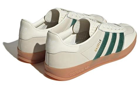 Adidas Originals купить оригинальные кроссовки в Москве на сайте Poizon ...
