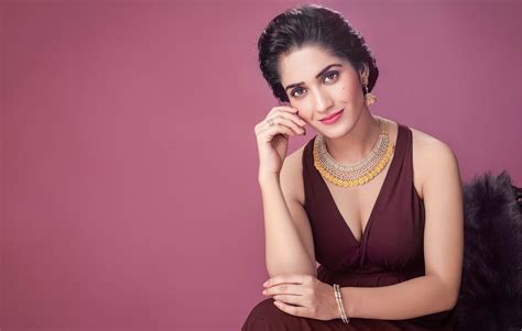 Ruhani Sharma Wallpapers - Top Free Ruhani Sharma Backgrounds