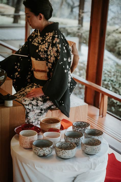 Japan Elopement: Intimate Tea Ceremony Wedding in Tokyo
