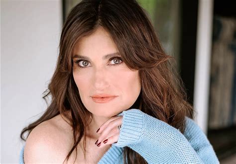 Idina Menzel Makes Fashion Debut With ENCORE – Idina-Here.Com