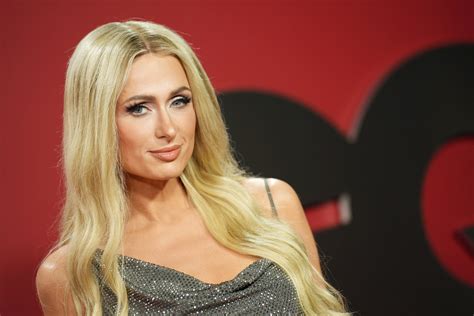 Paris Hilton's Stunning Transformation: Jet-Black Hair and Effortlessly
