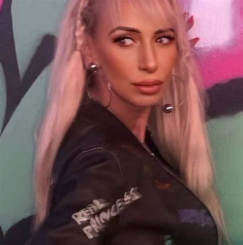 Inked Sephora - Love that shoot...😈Makes speechless that show...😈👉💣💃👄