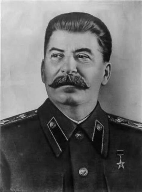 Stalin - Biografia do ditador Russo - InfoEscola