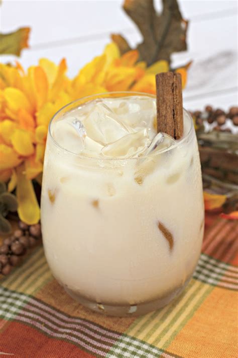 Pumpkin Spice White Russian Cocktail - My Incredible Recipes