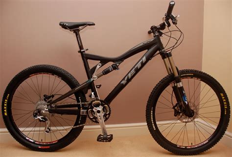 Yeti 575: Yeti 575 Images