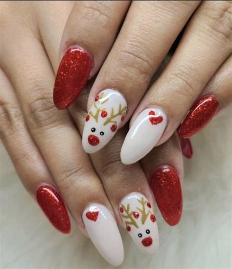 77 Christmas Nail Polish Designs - Dewdara