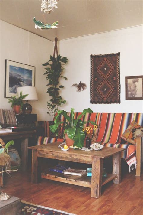 Home Tour: Sonoma Broadway Farms | Free People Blog #freepeople Retro ...