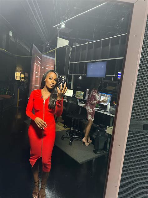 Brooke Thomas -Good Day LA : r/hot_reporters