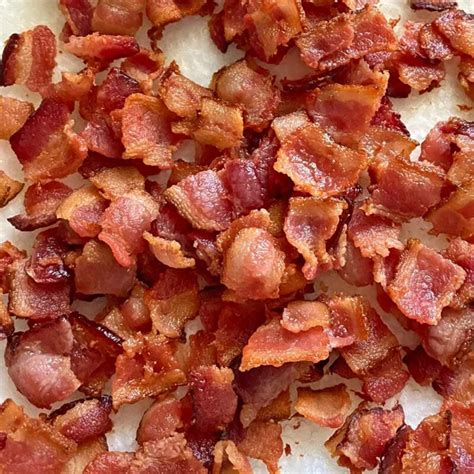 easy homemade crispy bacon bits recipe bensa bacon lovers society