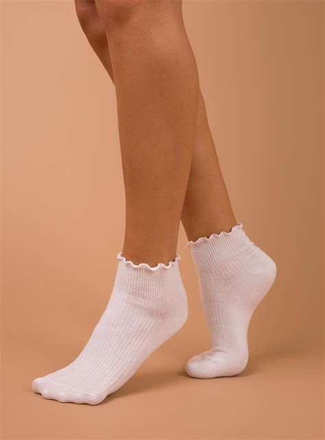 White frilly socks womens online