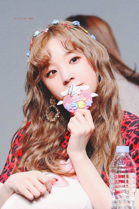 idle pics on Twitter | Kpop girls, Black girls videos, Kpop girl groups