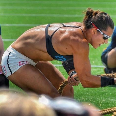 Margaux Alvarez: 2018 CrossFit Games, Two-Stroke Pull | Best workout ...