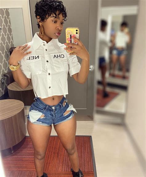 Long Torso Alien💚🛰👽 (@babydoll_forbes._) • Instagram photos and videos