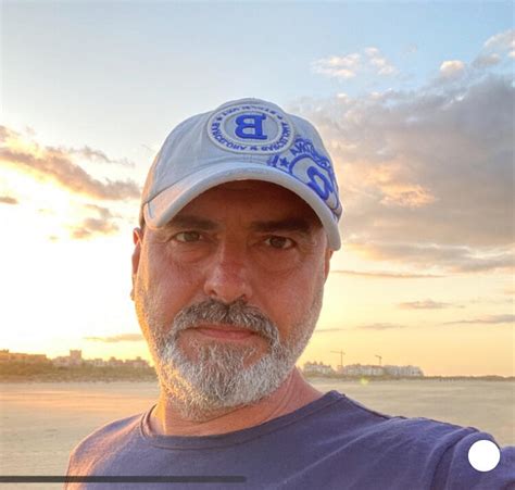 Sam construction - London, GB-ENG - Nextdoor
