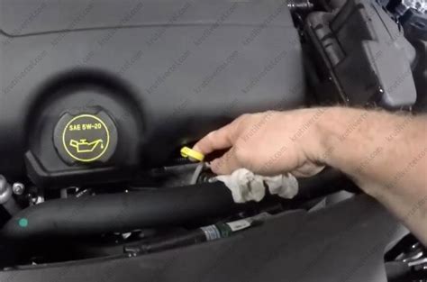 Замена масла и масляного фильтра Ford Explorer 5