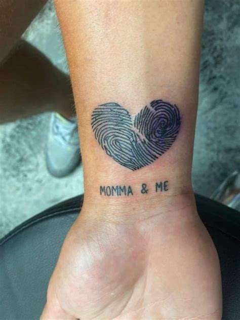 tattoo  moms    avkiu