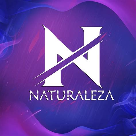 Naturaleza Digital - En alguna parte fotografía @faithmaroneee #negro #