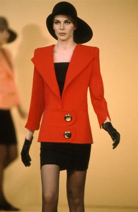 "In Red" | Pierre Cardin