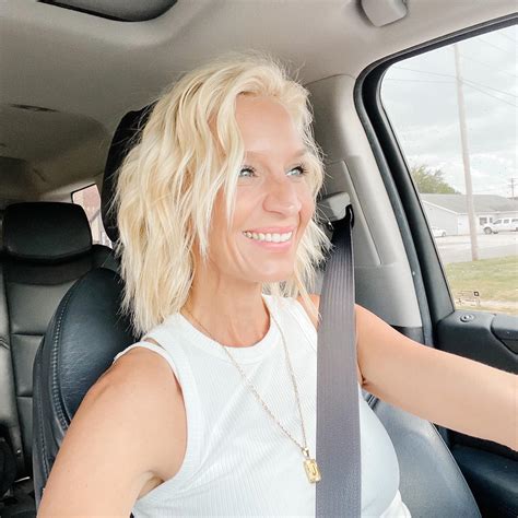 Breeze-Courier - Check out the 2025 THS Prom Court! The Taylorville High School Prom was held in