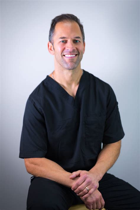 Dr. Eric - Age Management - Home