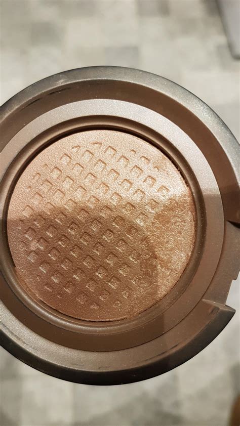 Nouba Earth Powder Skimmrande 52 | lyko.com
