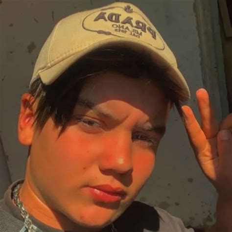 𝐓𝐎𝐔𝐏𝐀𝐊 (@t_o_u_p_a_k) • Threads, Say more