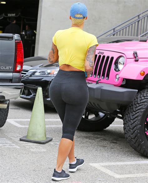 Amber Rose Wears Provocative T-Shirt After the Kanye West Tweets: Pics!