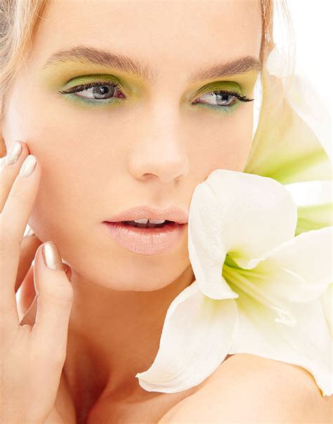BEAUTY - MICHAEL DAVID ADAMS : Photographer and Director