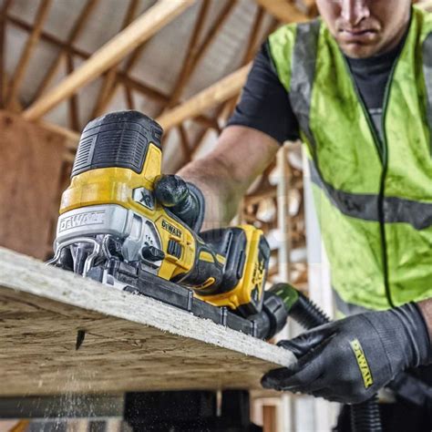 Акумулаторен прободен трион DeWALT DCS335N, 18 V • Цена