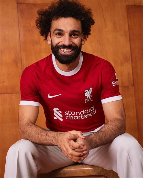 liverpool fc   domasnii komplekt