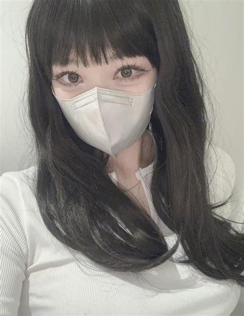 your real life teenage anime waifu : r/NSFW_Japanese