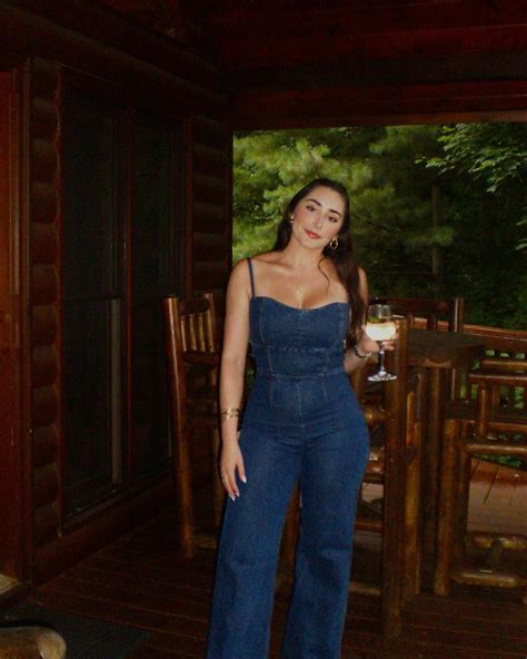 Nina Diaz (@ninaadiazz) • Instagram photos and videos