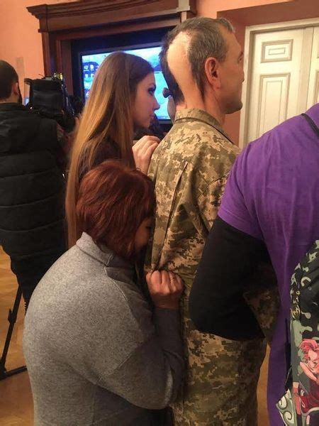 Юрий Бутусов: Подвиг Мужчины и подвиг Жены в одном фото