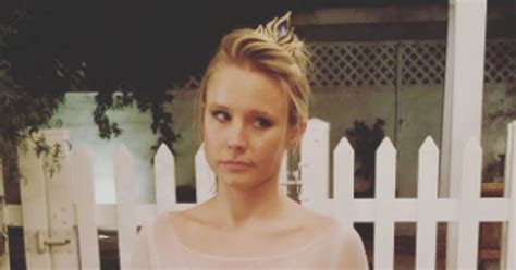 Kristen Bell Wears Elsa Costume For Halloween - Netmums