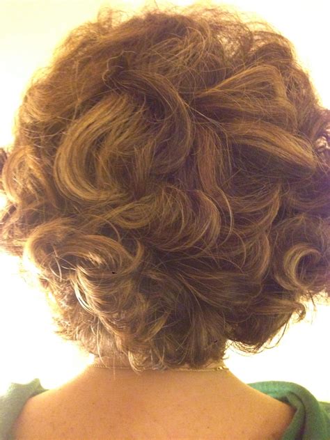 The Secret To Silky Locks: 7 Tricks To Get Soft Curls On Short Hair