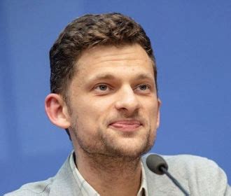 Дубилет собрался считать жителей Крыма и Донбасса со спутника - Версии ...
