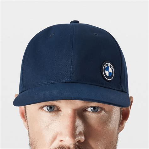 BMW шапка с лого, тъмно синя.