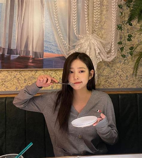 atminnju gadis ulzzang ekspresi wajah selebritas