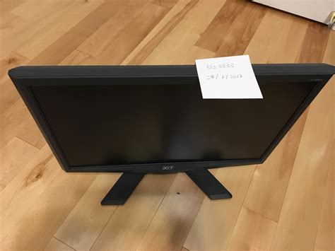 [Toronto, ON] [H] Ultra ATX Windowed Gaming Case, Acer x193w 19 ...