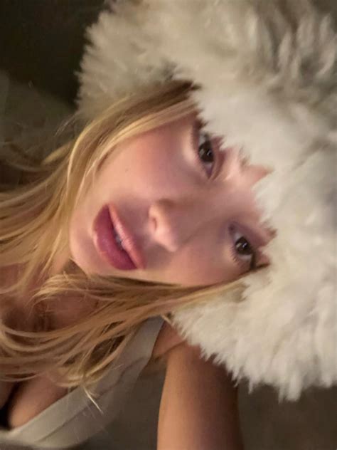 Mathildtantot OnlyFans Account - mathildtantot