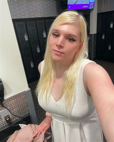 Madison on Twitter: "@realamandarae Mornin beautiful 😘, I'd love to 🥰 ...