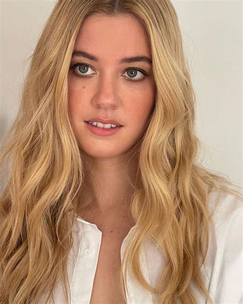 Mallory Bechtel - Photo Shoot September 2022 • CelebMafia