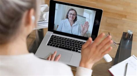 world mental health day   counseling  bridging  gap