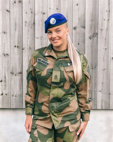 min lille kriger🙅🏼‍♀️ | Militaire vrouwen, Vrouwelijke soldaat, Vrouw
