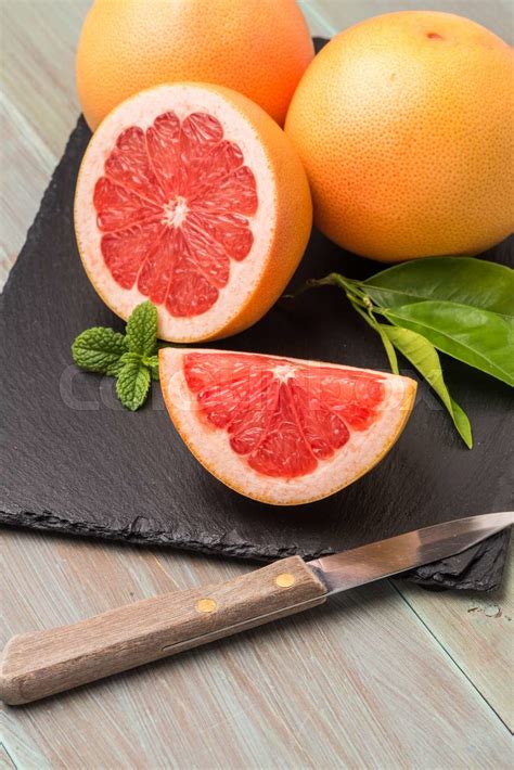 11 Simple Tips To Ripen Up Your Grapefruit Game