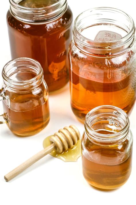 Make Homemade Honey Whiskey liqueur that tastes even better than store ...