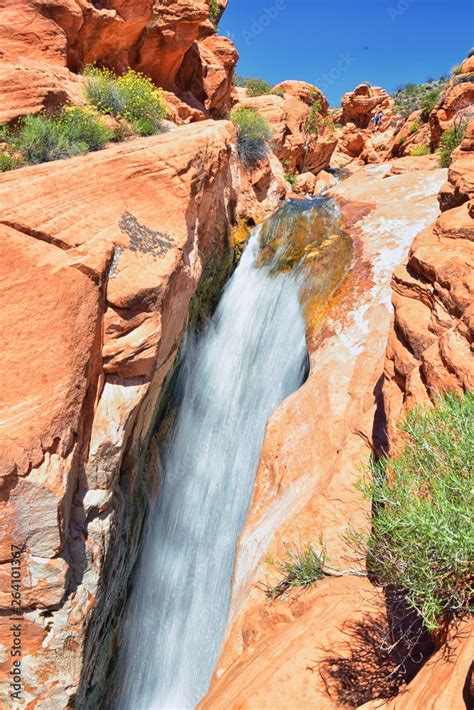 Views of Waterfalls at Gunlock State Park Reservoir Falls, In Gunlock ...