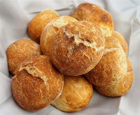 Recipe For Crusty White Bread Rolls | Deporecipe.co