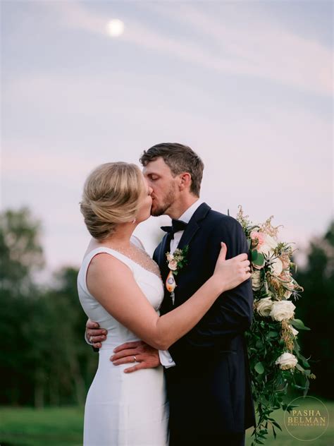 Brandi & Garrett | Belle's Venue and Farms Wedding near Charlotte, NC