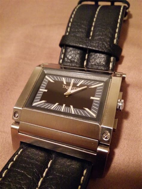 FS: BNIB Triumph 3031 Reversible Dress Watch (Triumph like the